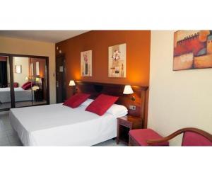 Hotel for sale Fuengirola, Costa del Sol, Spain Ref BEH1027